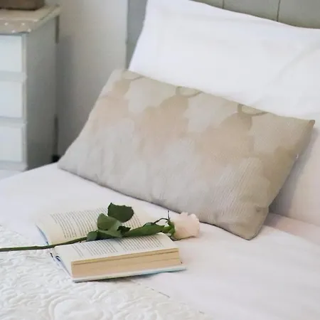 Bed & Breakfast Aurora