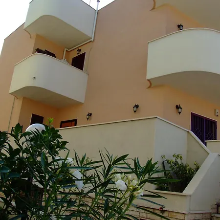 Bed & Breakfast Aurora 3*