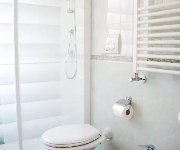 Couette-café Aurora 3*