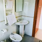 Aurora فندق مبيت وإفطار باري