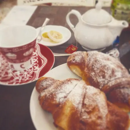 Aurora לינה וארוחת בוקר