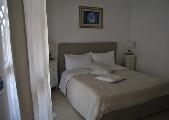 Bed & Breakfast Aurora